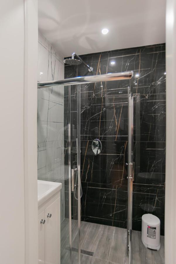טיראנה La Gioia Apartment מראה חיצוני תמונה