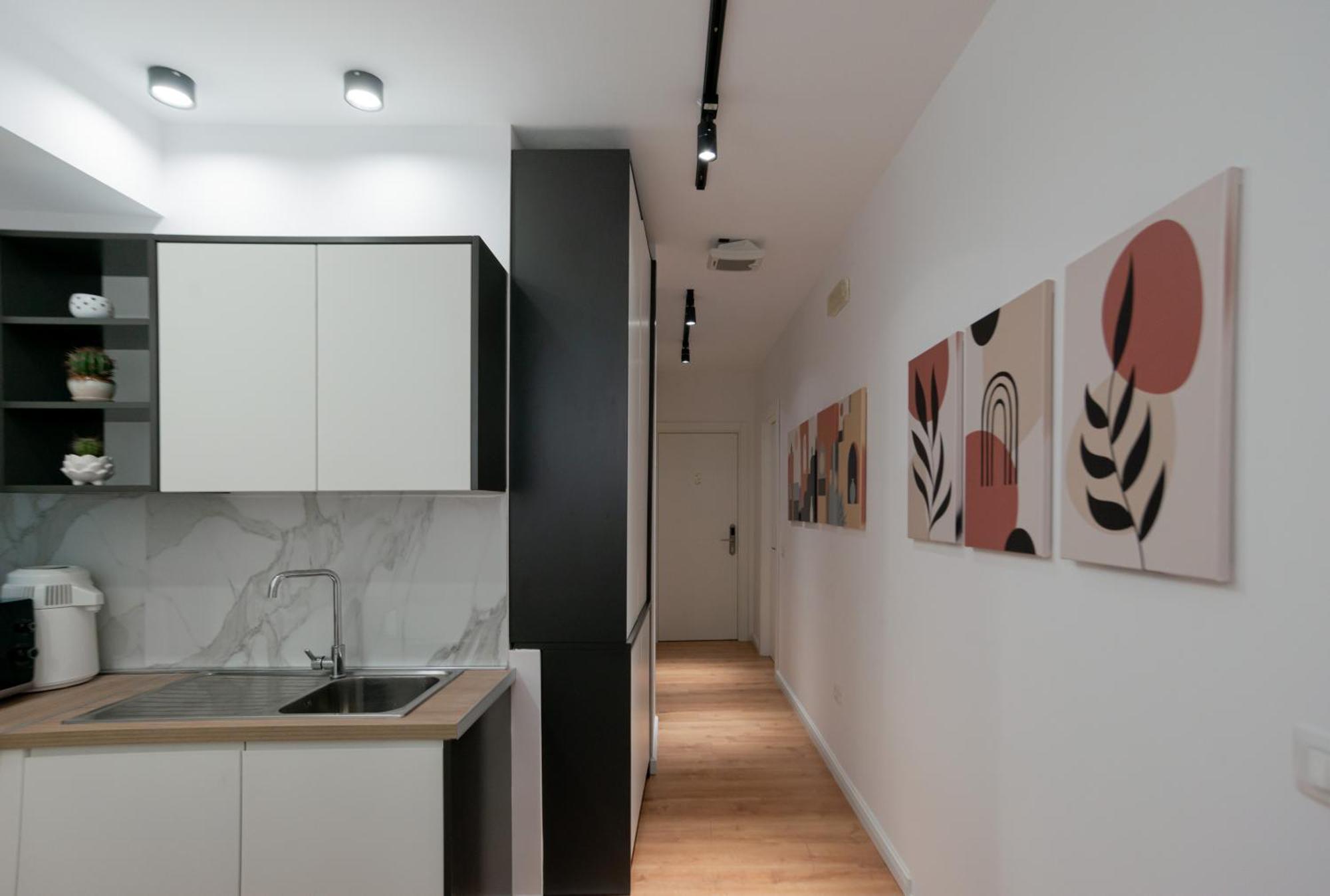 טיראנה La Gioia Apartment מראה חיצוני תמונה