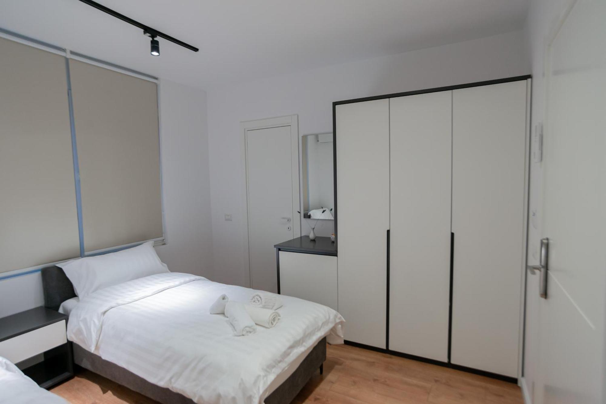 טיראנה La Gioia Apartment מראה חיצוני תמונה