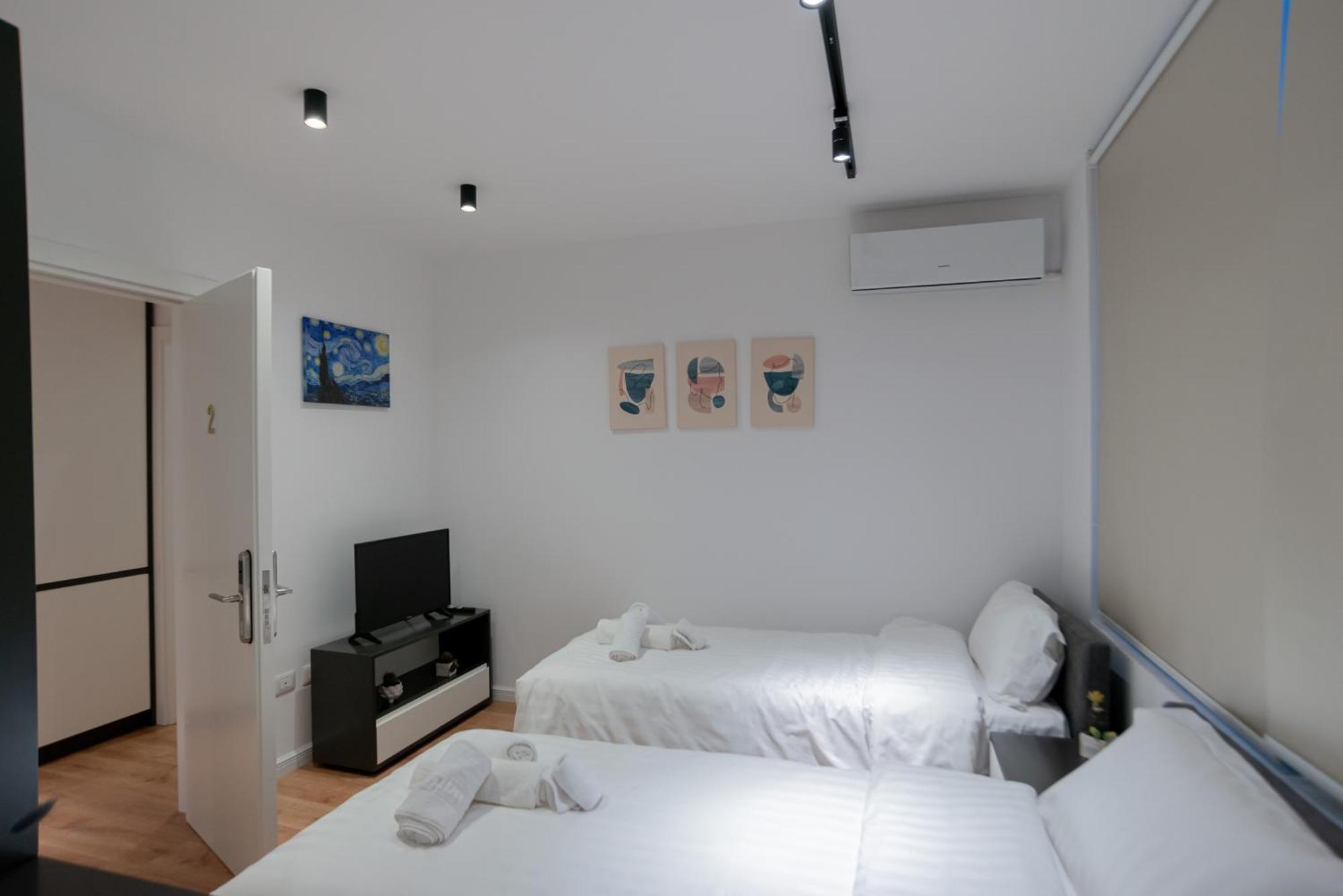 טיראנה La Gioia Apartment מראה חיצוני תמונה