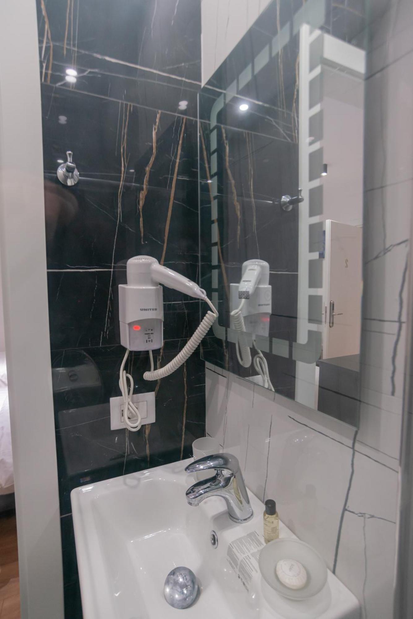 טיראנה La Gioia Apartment מראה חיצוני תמונה